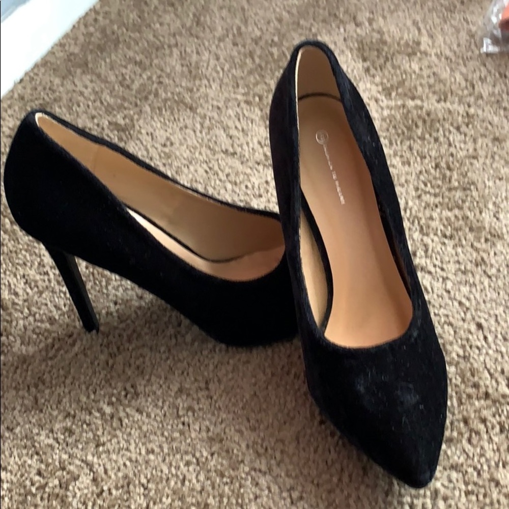 Velvet Pump